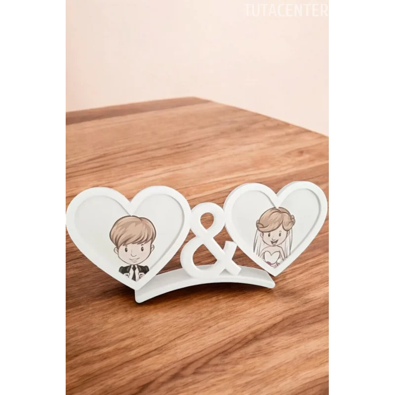 ÇİFTLER İÇİN KALP ŞEKİLLİ FOTOĞRAF ÇERÇEVESİ