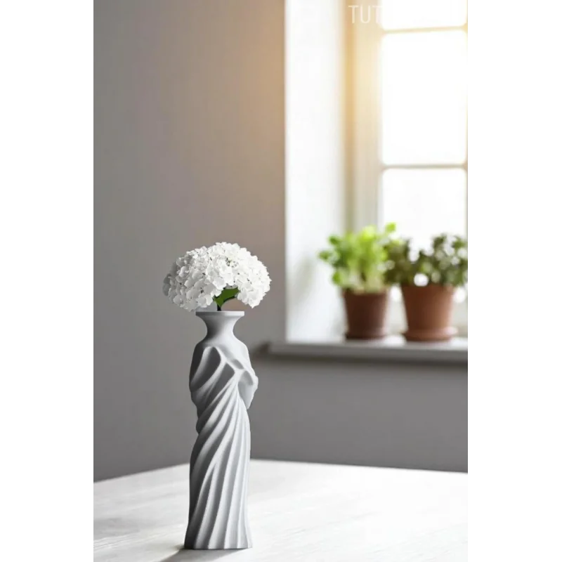 Örtülü Sessizlik Vazosu ( Dekoratif Sanatsal Plastik Vazo ) 20cm
