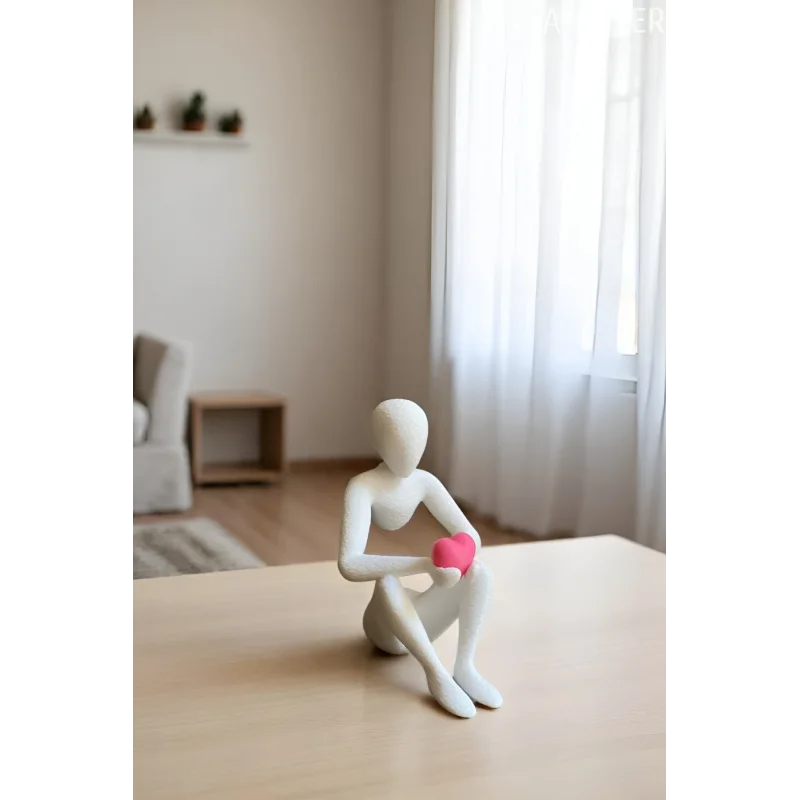 Duygusal Kalp Tutan İskandinav Tarzı Biblo Heykel Figür Dekor Dekorasyon