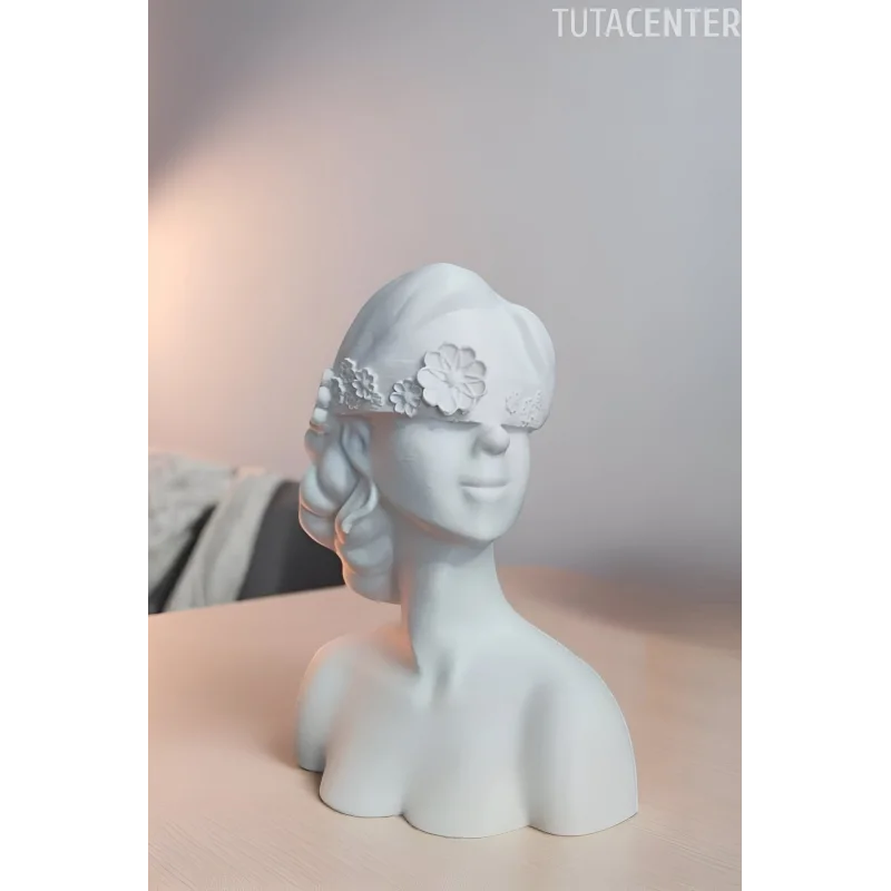 Bereketli Çiçekler Göz Bantlı Kadın Biblo Heykel – Bioplastik Ev Dekorasyonu, Zarif Biblo 14cm