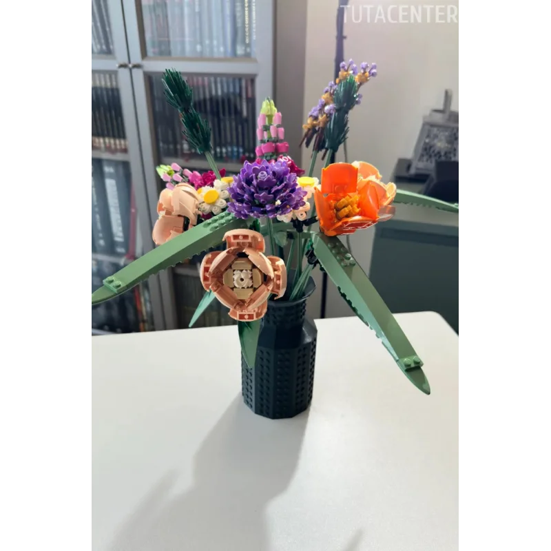 Oyuncak Çiçek Uyumlu Vazo ( ÇİÇEKLER DAHİL DEĞİLDİR )