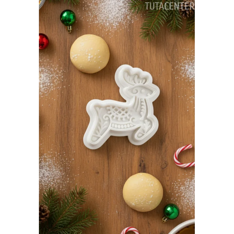 Geyik Şekilli Yılbaşı Kurabiye Kalıbı – Plastik 2 Parça, Şık Desenli Noel Kurabiye Kalıbı