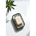 Palmiye Yaprağı Desenli Plastik Sabunluk – Siyah Beyaz Renkli, Şık Banyo Aksesuarı