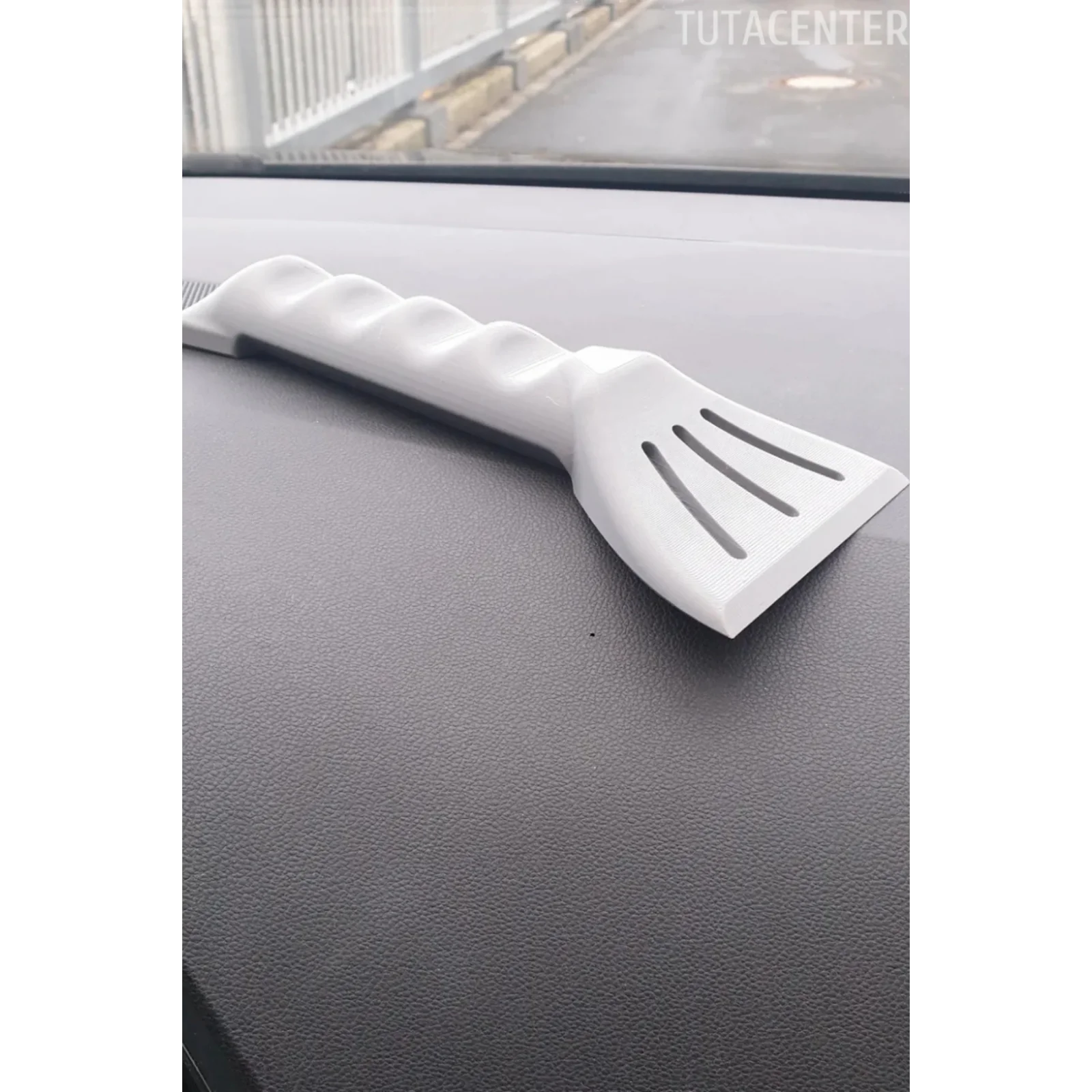 ARABA CAMI BUZ KAZIYICI