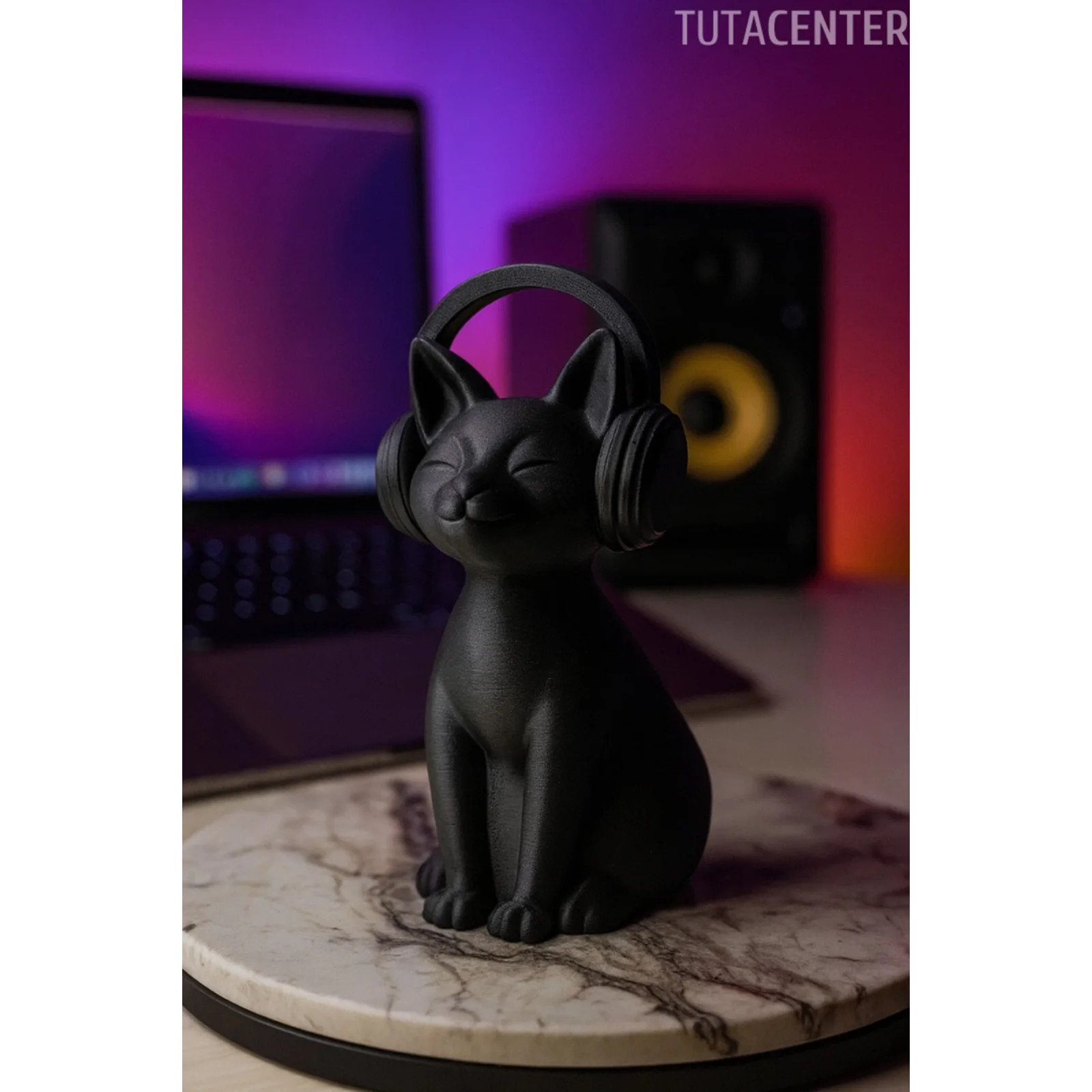 KULAKLIK TAKMIŞ KEDİ BİBLO MODERN BİBLO 15 CM PLASTİK