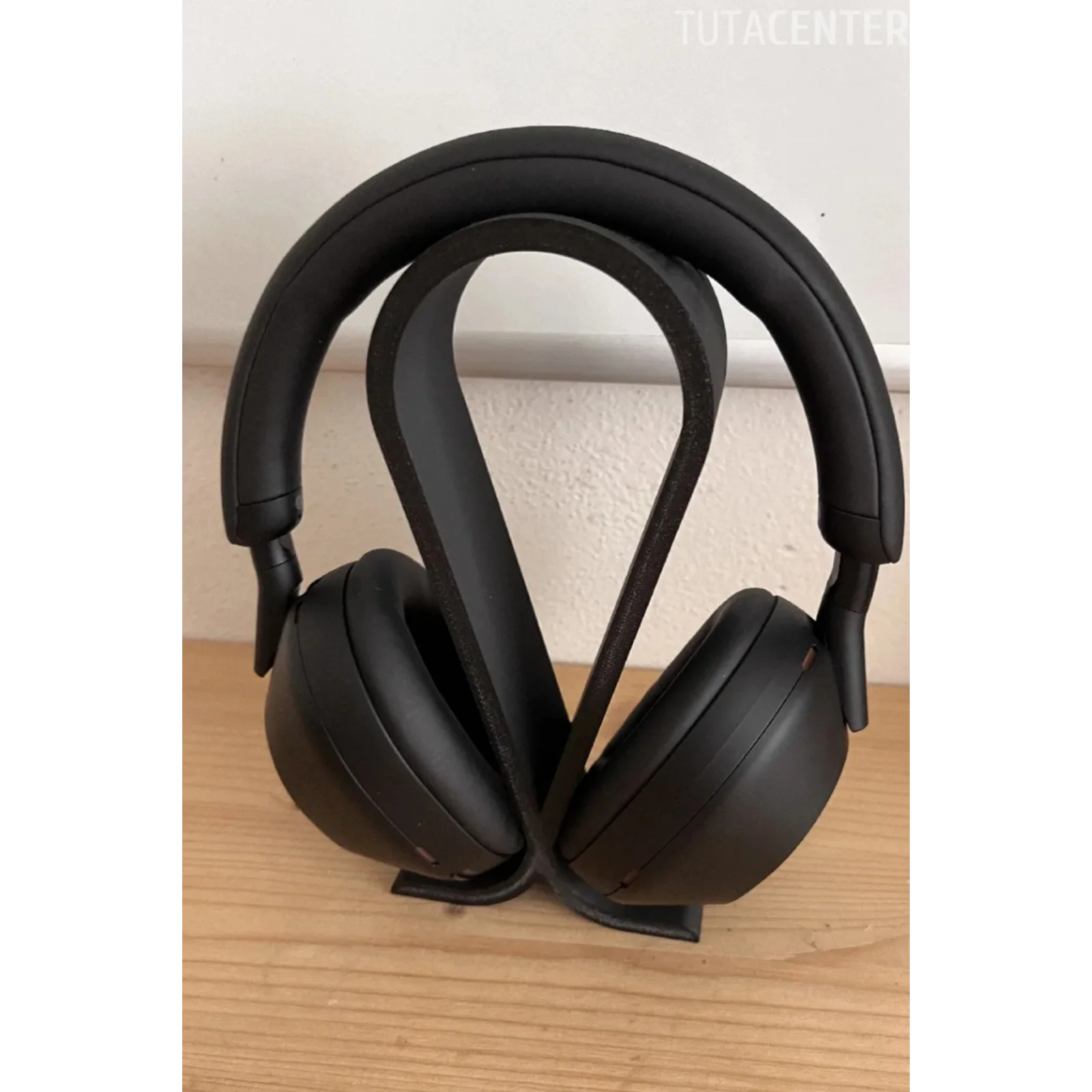 Kulaklık Standı Ve Tutucusu - Sade, Modern Tasarım