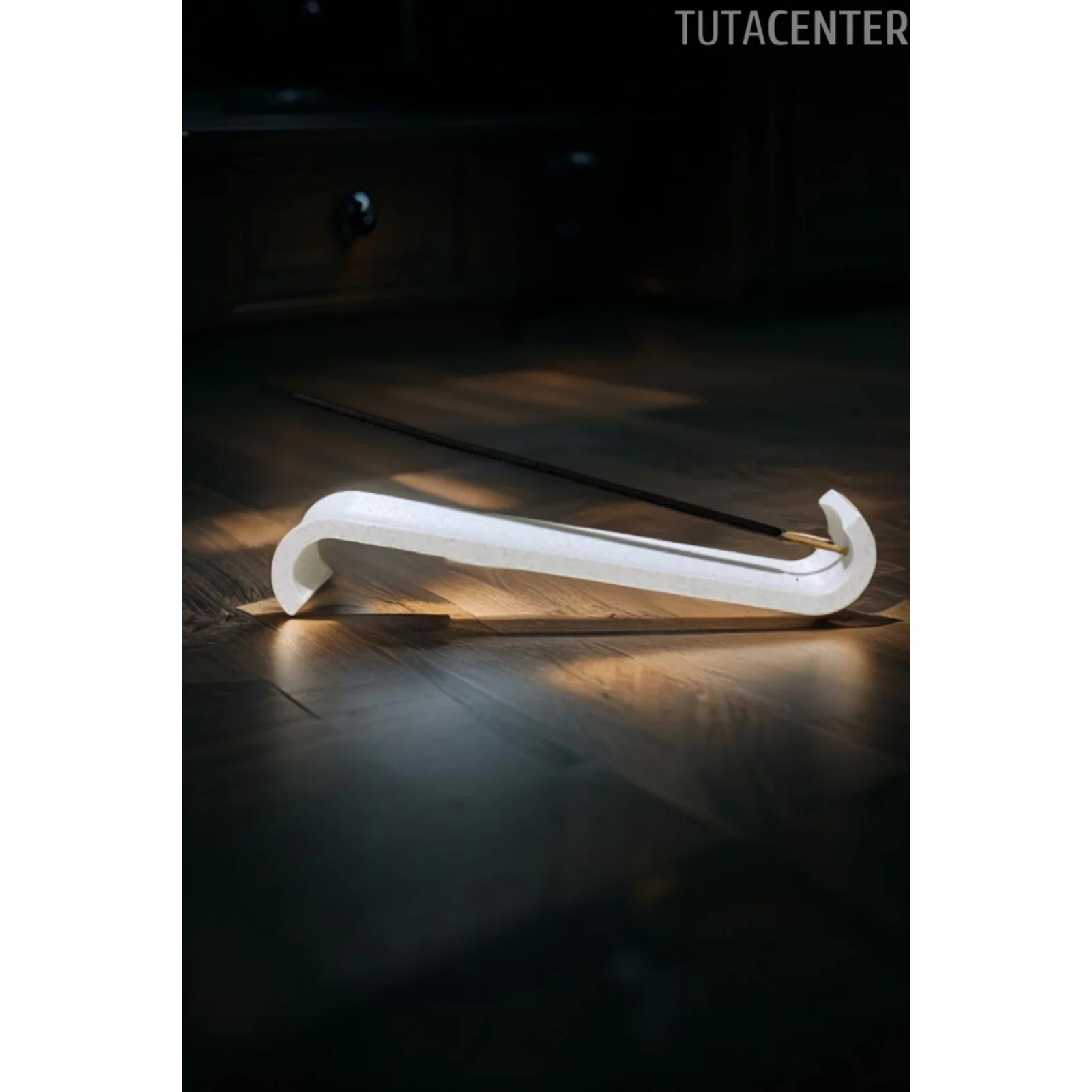 Sade Tasarım Beyaz Tütsülük Modern Tütsü Tutacağı