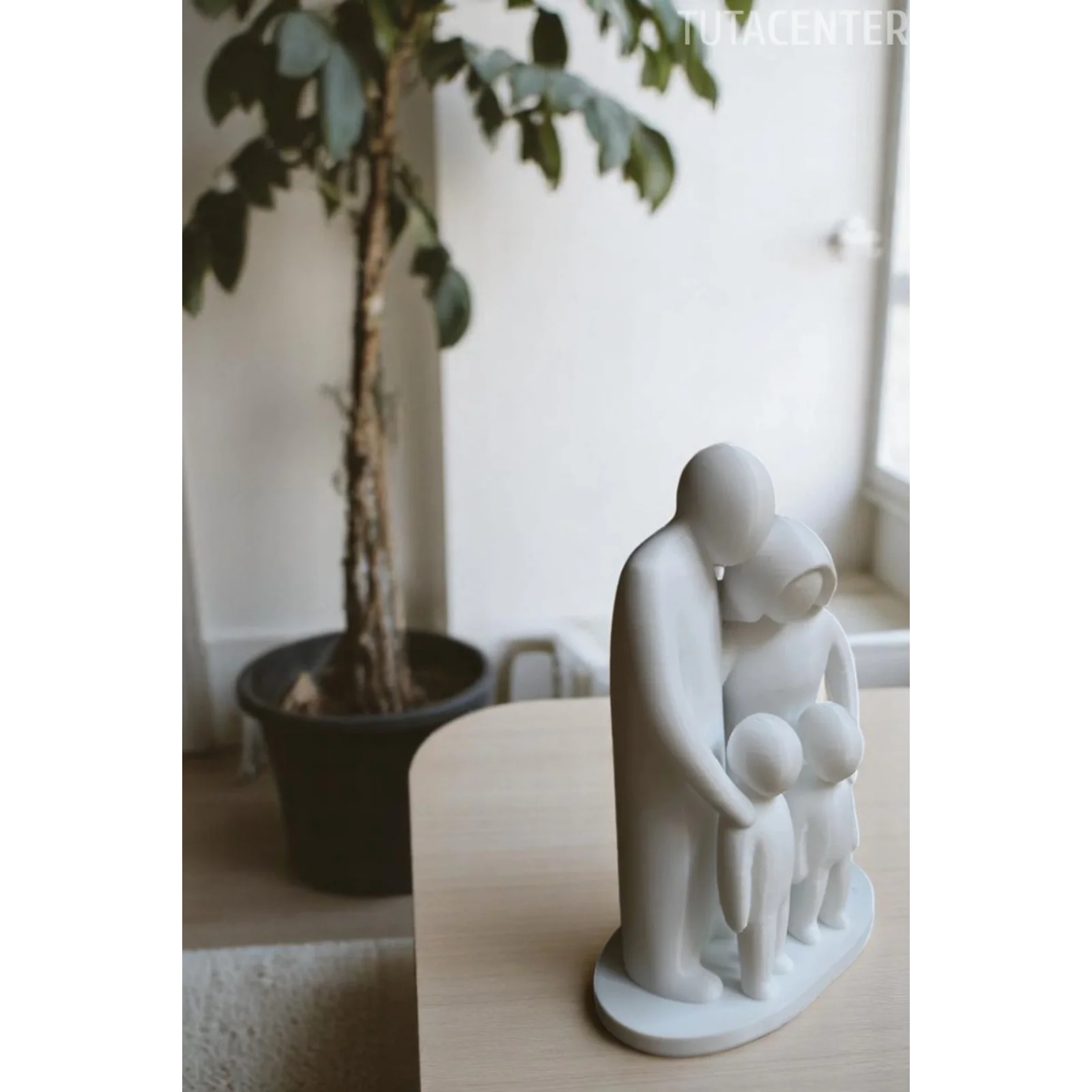 Ebeveynler ve 2 Çocuk Figürü, Aile Figürlü Biblo 10CM ( Dekoratif Anne ve Baba, 2 Çocuk Biblo )