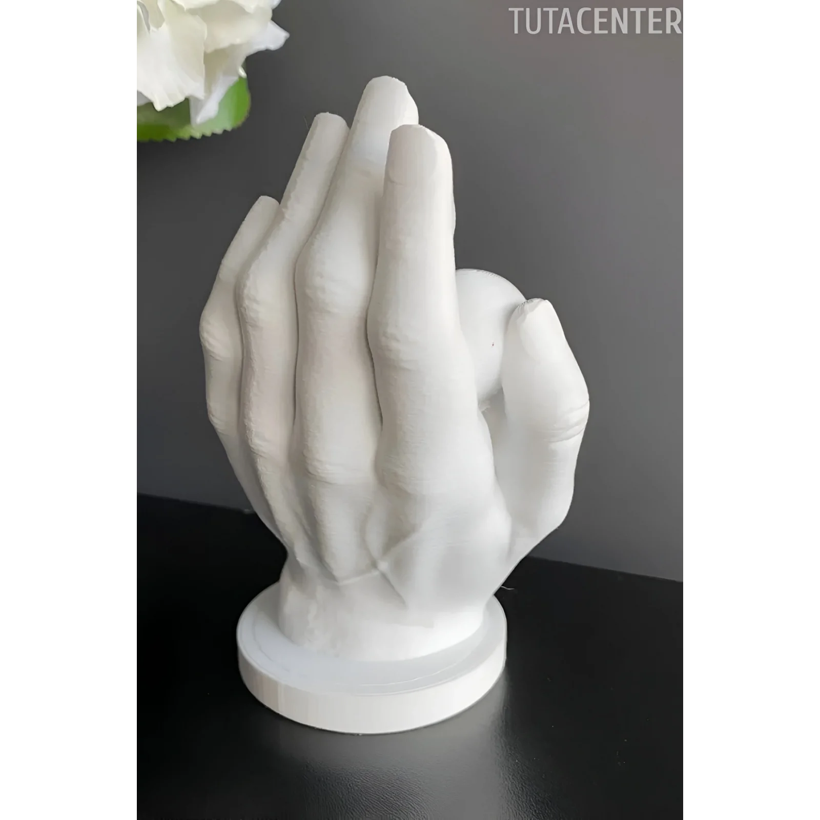 Bir Avuç Mutluluk - Anne Eli İçerisinde Bebek Biblosu. Doğum Hediyesi Anne Bebek Yeni Doğan Hediyesi