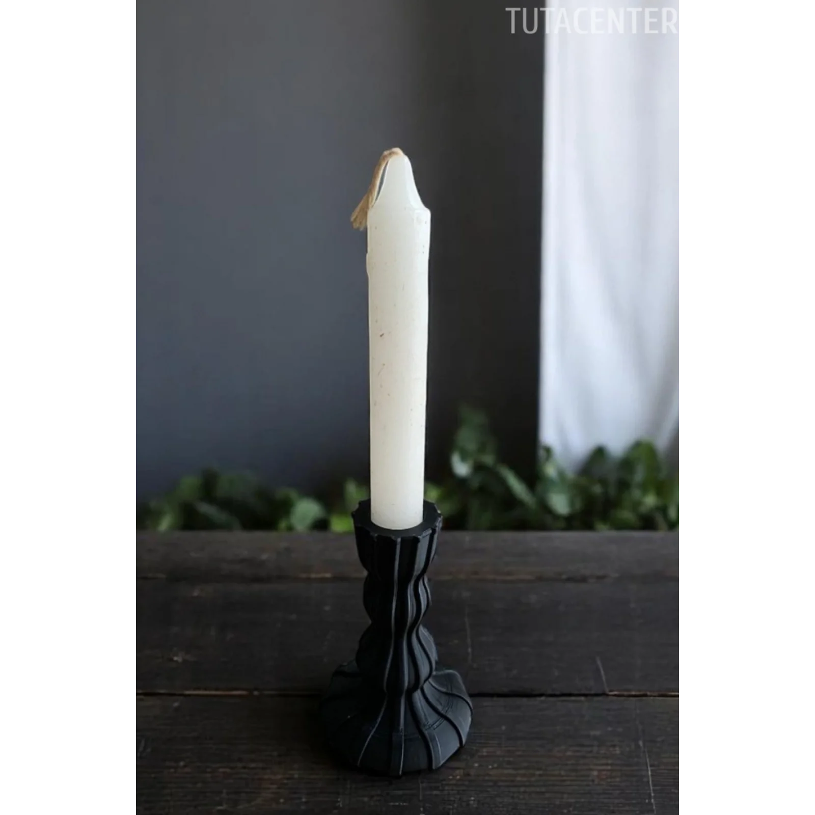 İskandinav Tarzı Plastik Şamdan Mumluk - Modern ve Dekoratif Ev Aksesuarı