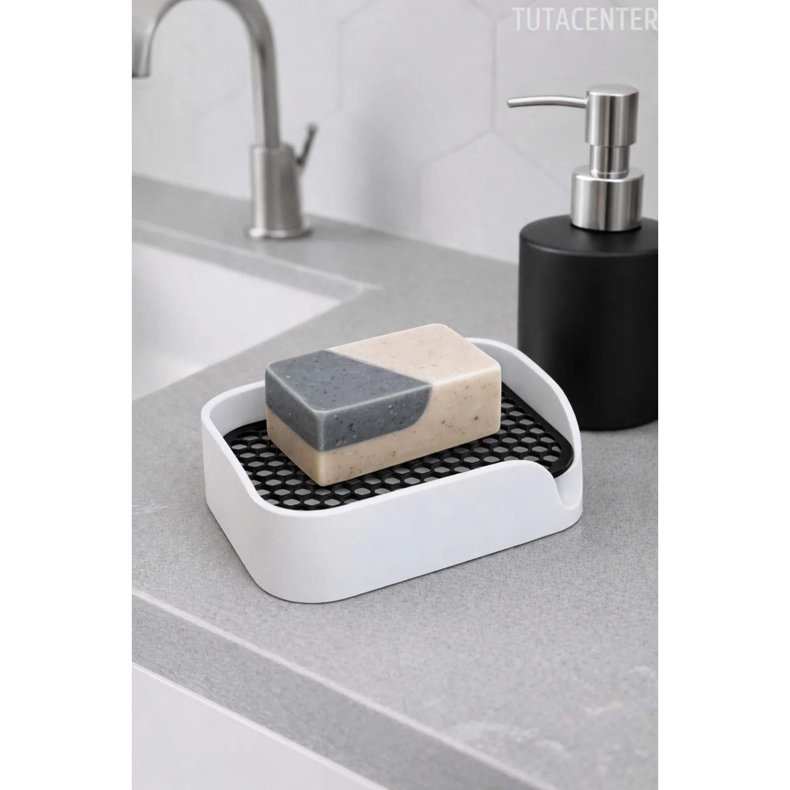 Minimalist Tahliyeli Modern Katı Sabunluk