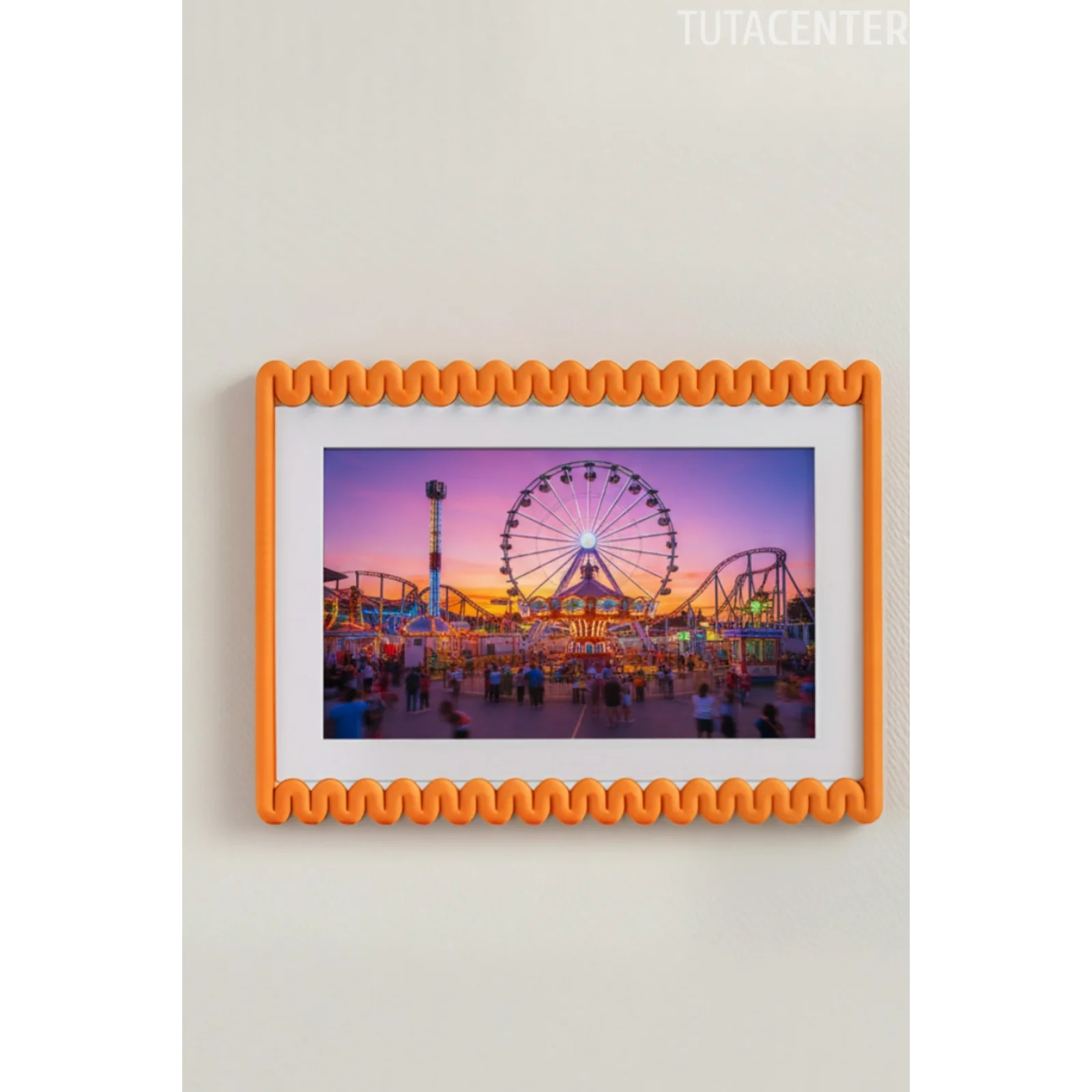 Dalga Desenli Pembe Plastik Duvar Çerçevesi 10x15 cm | Yatay ve Dikey Kullanıma Uygun