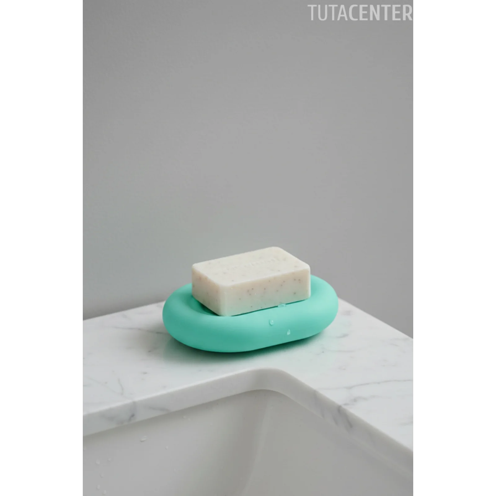 Şık ve Fonksiyonel Plastik Banyo Sabunluğu - Su Tahliyeli Katı Sabunluk