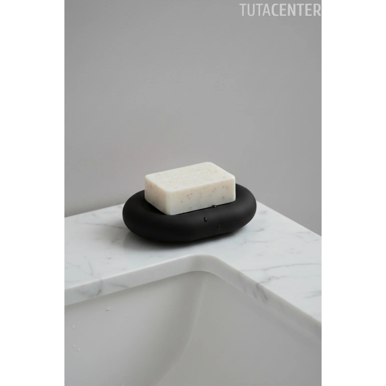 Şık ve Fonksiyonel Plastik Banyo Sabunluğu - Su Tahliyeli Katı Sabunluk