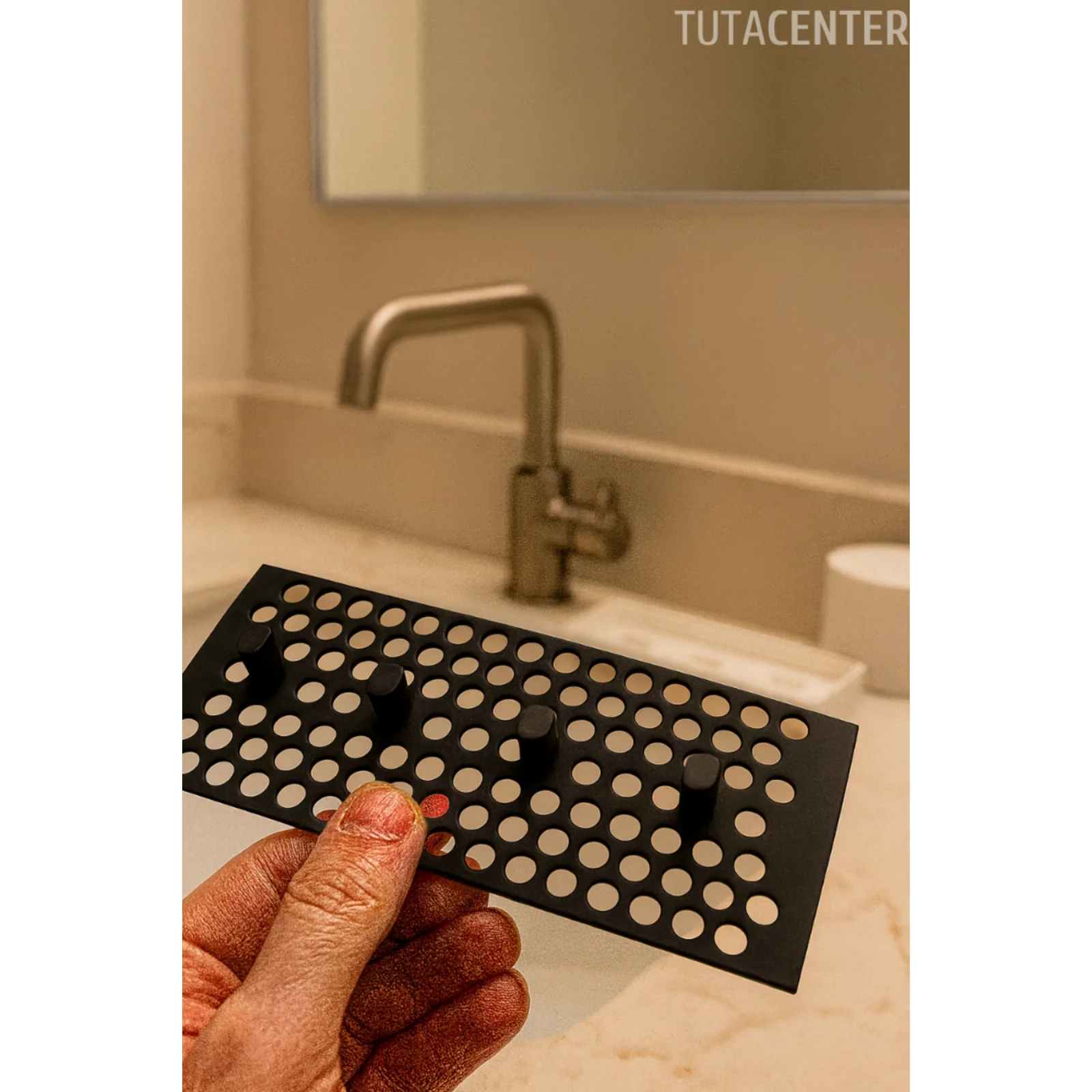 OraI-B Şarjlı Diş Fırçası Standı 4lü - Modern Şık ve Pratik Çözüm (Diş Fırçalık)