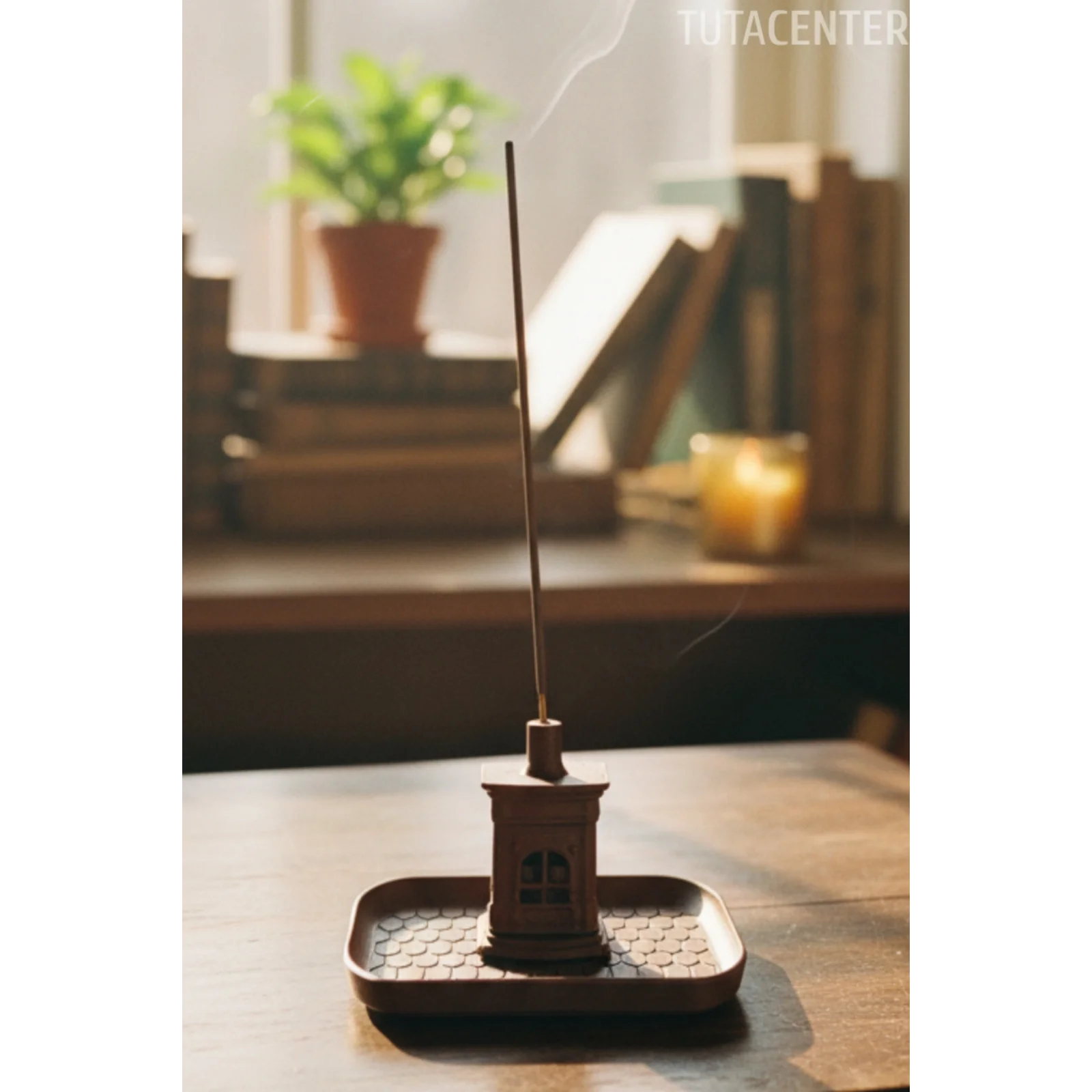 Mini Şömine Temalı Kahverengi Plastik Tütsülük Buhurdanlık – Dekoratif ve Şık Çubuk Tütsü Tutucu