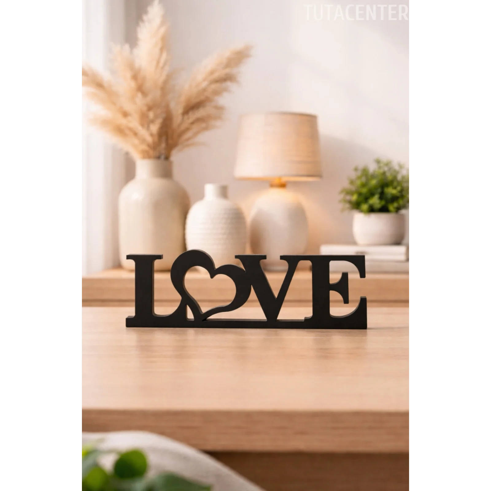 Love Yazılı Dekoratif Biblo Ve Masaüstü Dekor Love Yazısı Dekoratif Ev Süsü (Plastik)