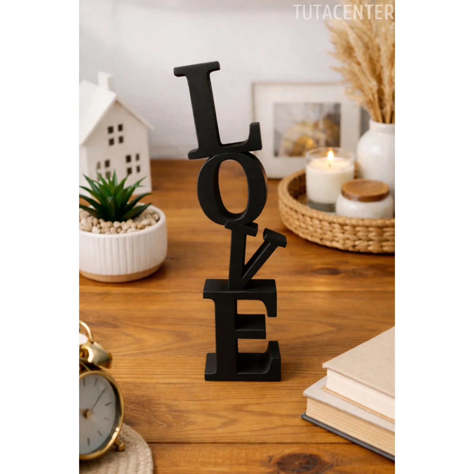 Dekoratif Love Yazısı Masa Üstü Love Yazılı Dekoratif Biblo Ve Masaüstü Dekor (Plastik)