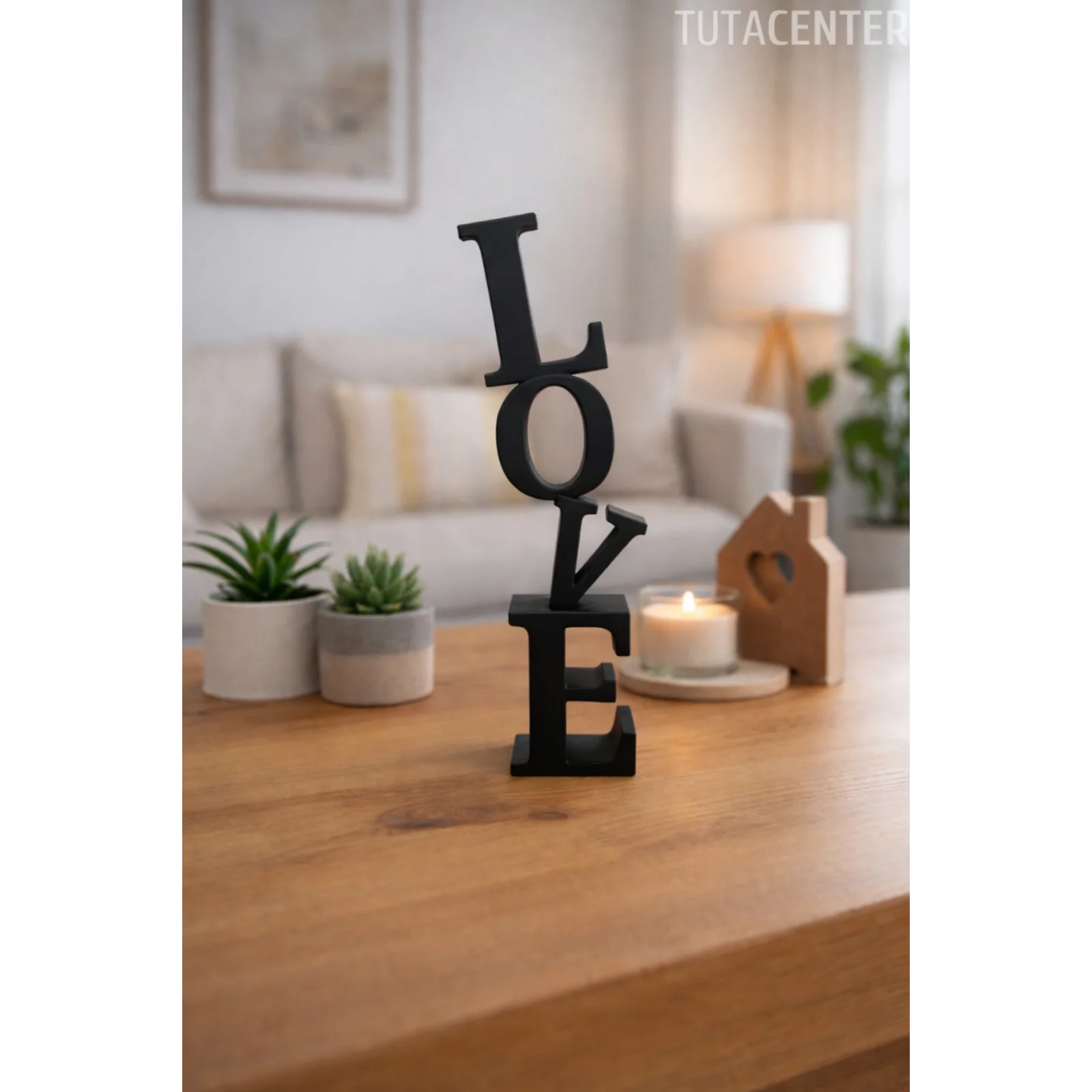 Dekoratif Love Yazısı Masa Üstü Love Yazılı Dekoratif Biblo Ve Masaüstü Dekor (Plastik)