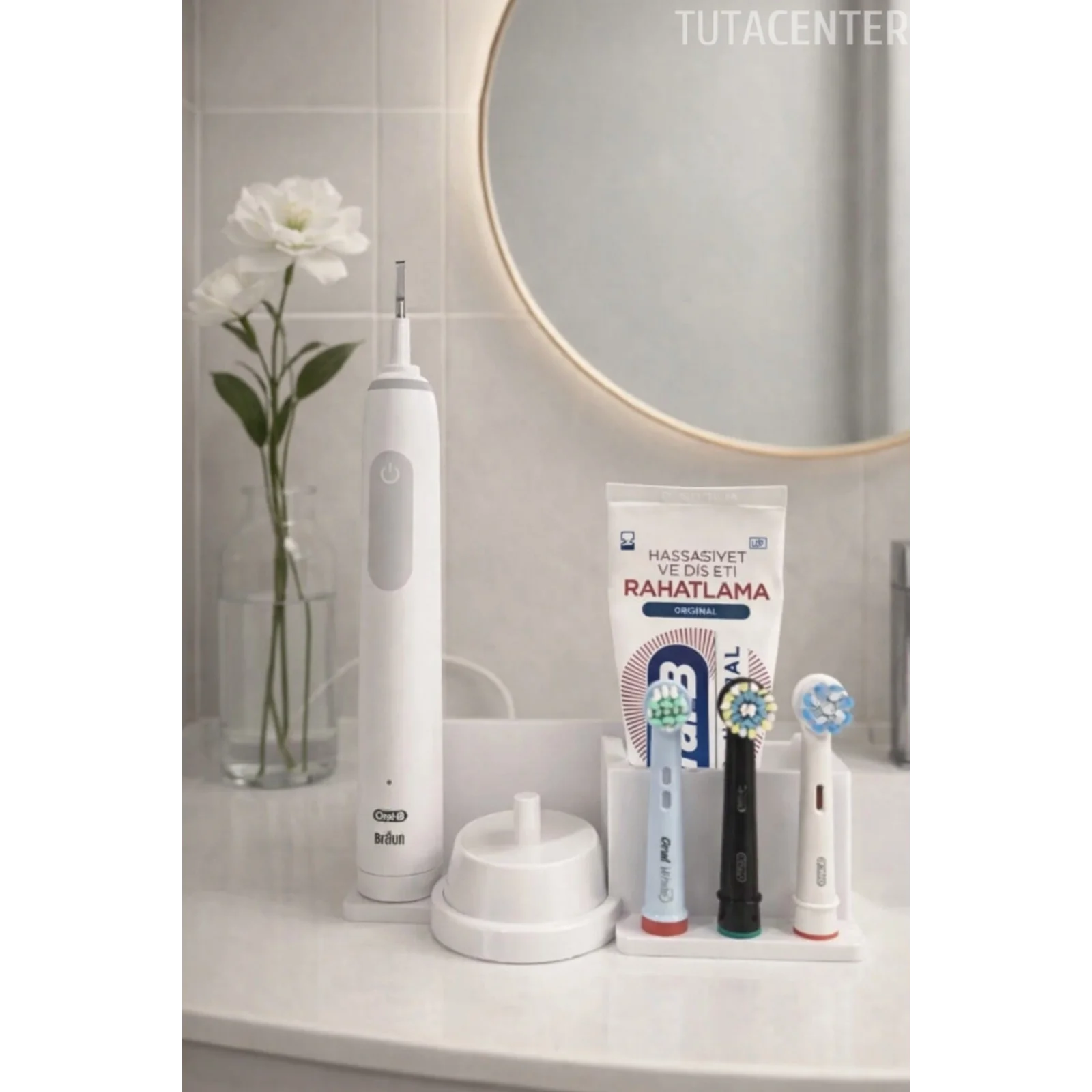 Şarjlı Diş Fırçası Standı – 3 Başlık + 1 Fırça + 1 Şarj Standı Yuvası + 1 Macunluk