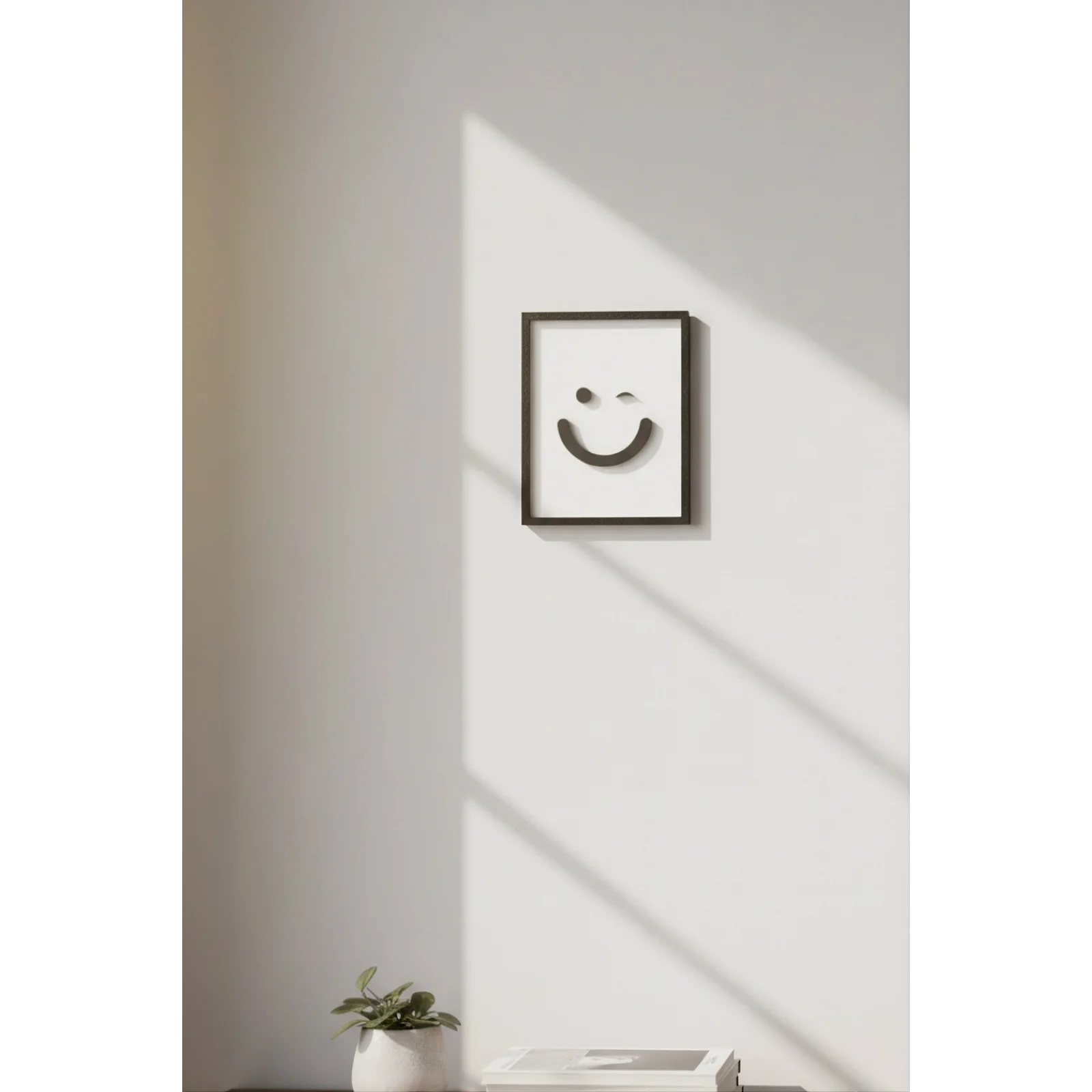 Minimal Göz Kırpan Surat Tablo 12x15 cm | Dekoratif Emoji Duvar Süsü | Modern Smiley Tablo | Estetik Ev & Ofis Dekoru