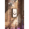 Minimal Göz Kırpan Surat Tablo 12x15 cm | Dekoratif Emoji Duvar Süsü | Modern Smiley Tablo | Estetik Ev & Ofis Dekoru