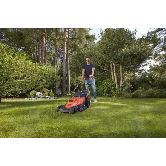 Black&Decker BEMW481BH 1800Watt 42cm Elektrikli Çim Biçme Makinası