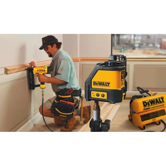 Dewalt DW088K Profesyonel Yatay ve Dikey Otomatik Hizalamalı Çizgi Lazer Distomat