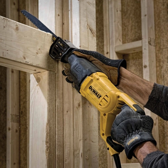 Dewalt DWE305PK Profesyonel Tilki Kuyruğu Kemik Kurban Et Kesme Makinası 1100 Watt