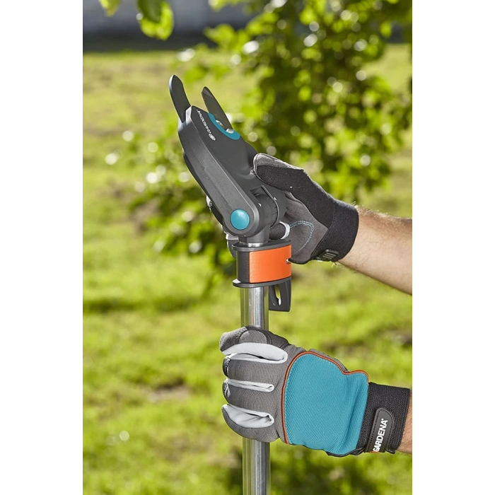 Gardena 12001 Teleskopik Yüksek Dal Budama Makası