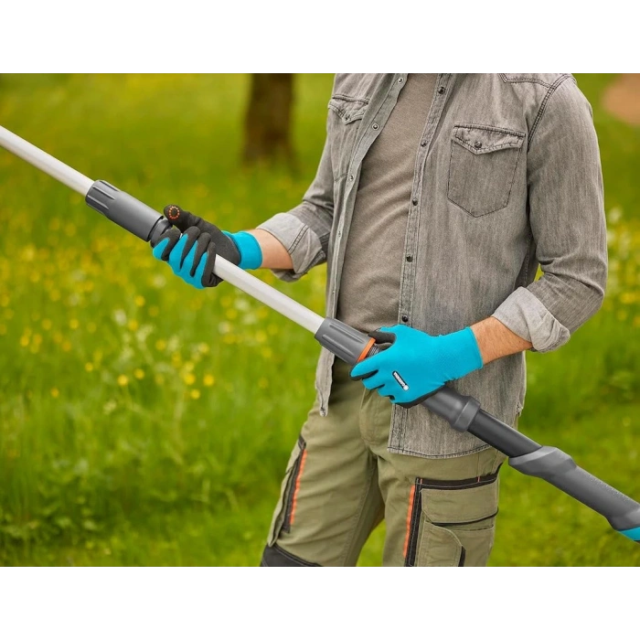 Gardena 14774-20 Akülü Teleskopik Yüksek Dal Makası Highcut 250/18v P4a Set