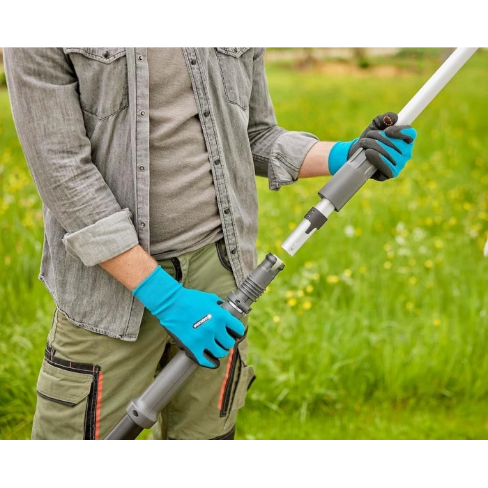 Gardena 14776-20 Akülü Teleskopik Yüksek Dal Makası Highcut 360/18v P4a Set