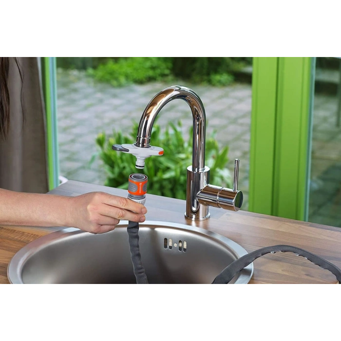 Gardena 18210 Aç Kapa Batarya Hortum Takma