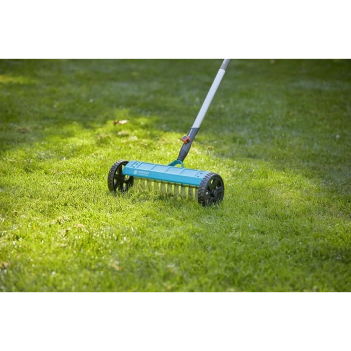 Gardena 3395 Dikey Kesici Çim Havalandırma Tırmığı Sapsız