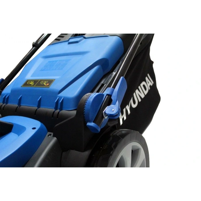 Hyundai C4405 Elektrikli Çim Biçme Makinası 1900 Watt