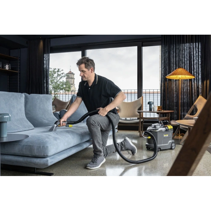 Karcher Puzzi 8/1 Profesyonel Koltuk Yıkama Makinası
