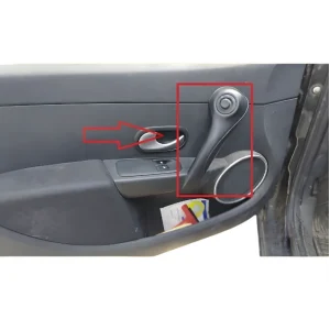 Renault Clio 3 2005-2012 Kapı Tutma Kolu Kapağı OEM 8200316977