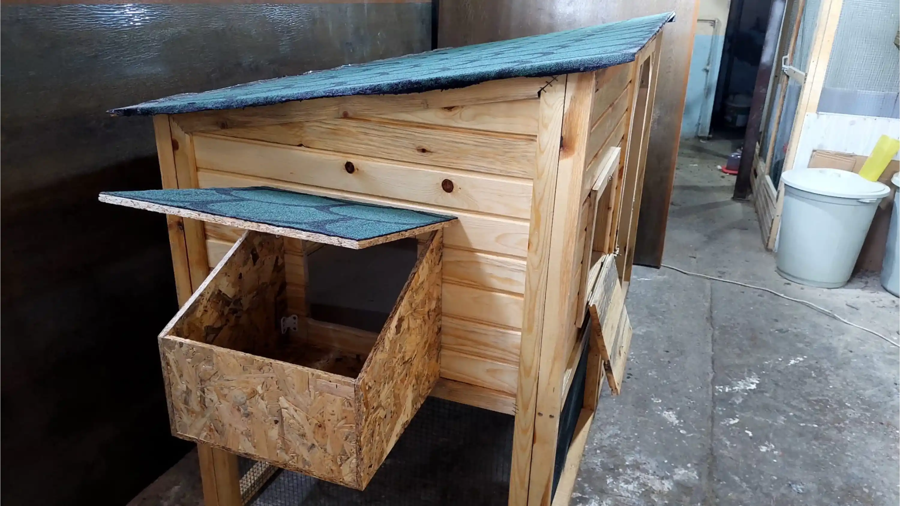 Ahşap Modern Tavuk Kümesi 200*125*80 - 10 Tavukluk Kafes Kümes - Süs Tavuğu Kümesi