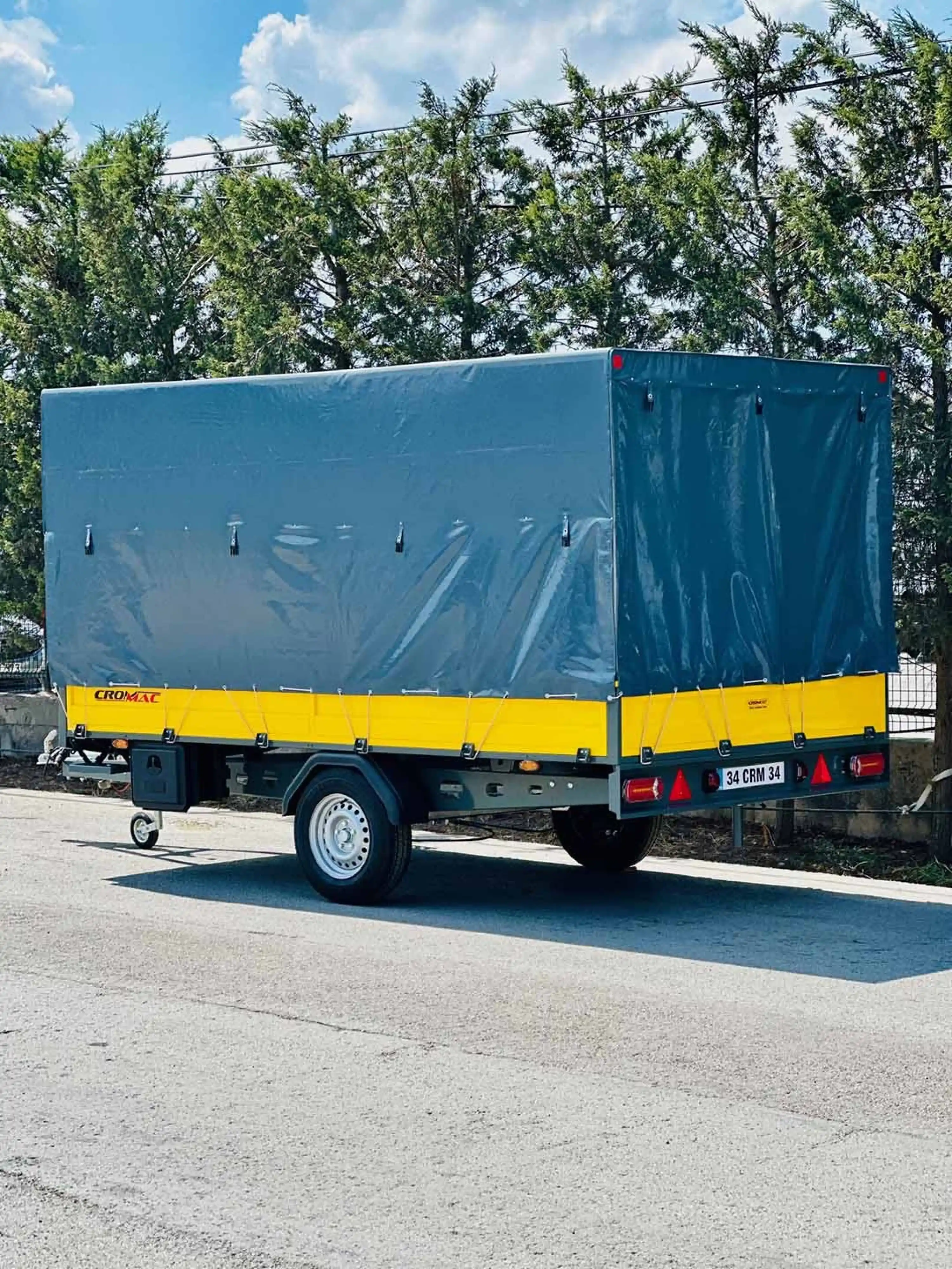 Crommac 1500 Kg Frenli Yük Römorku - Tenteli Model