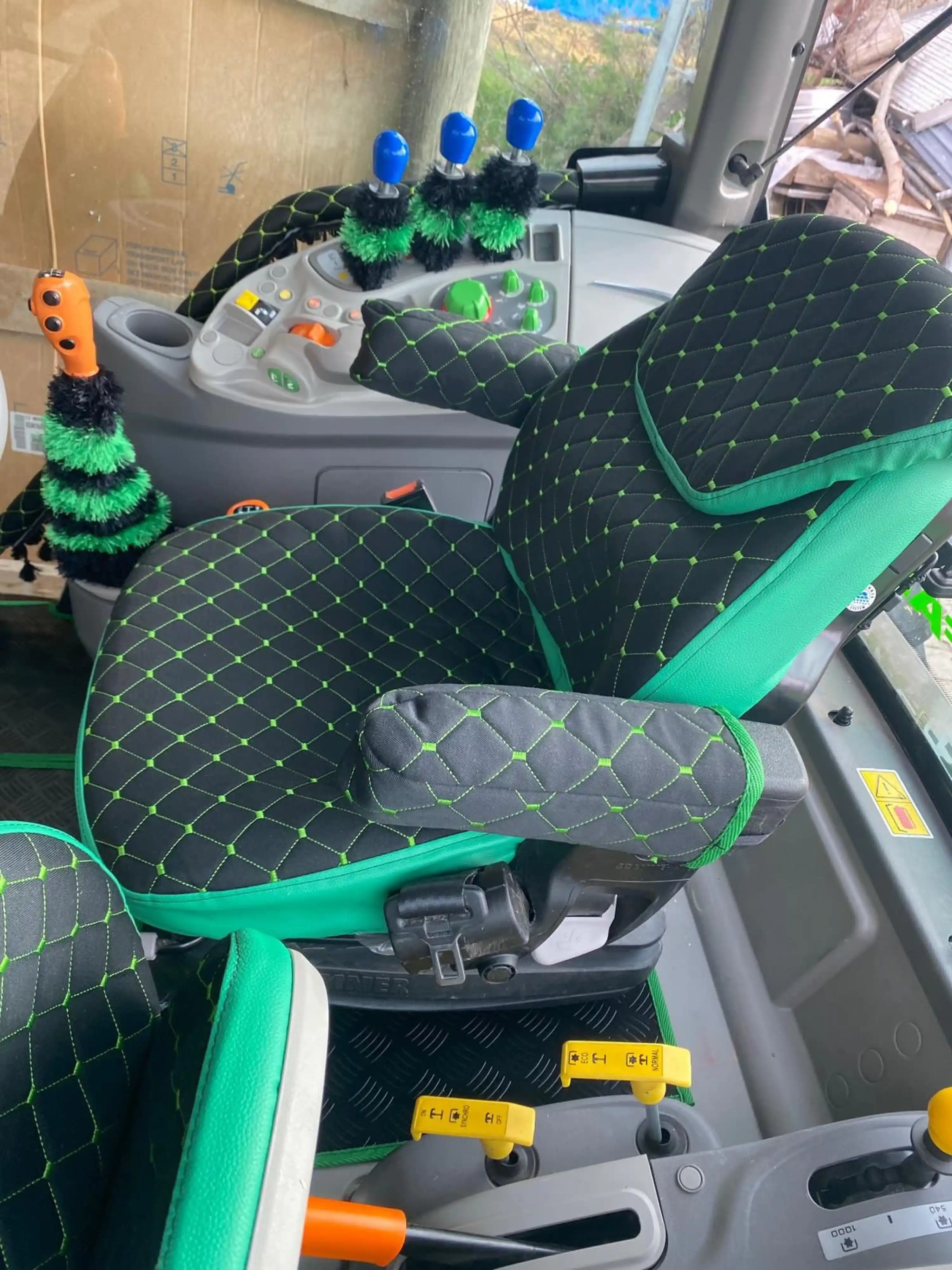 Deutz Fahr 6135 C Serisi - İç Döşeme - Kabin Paspasları