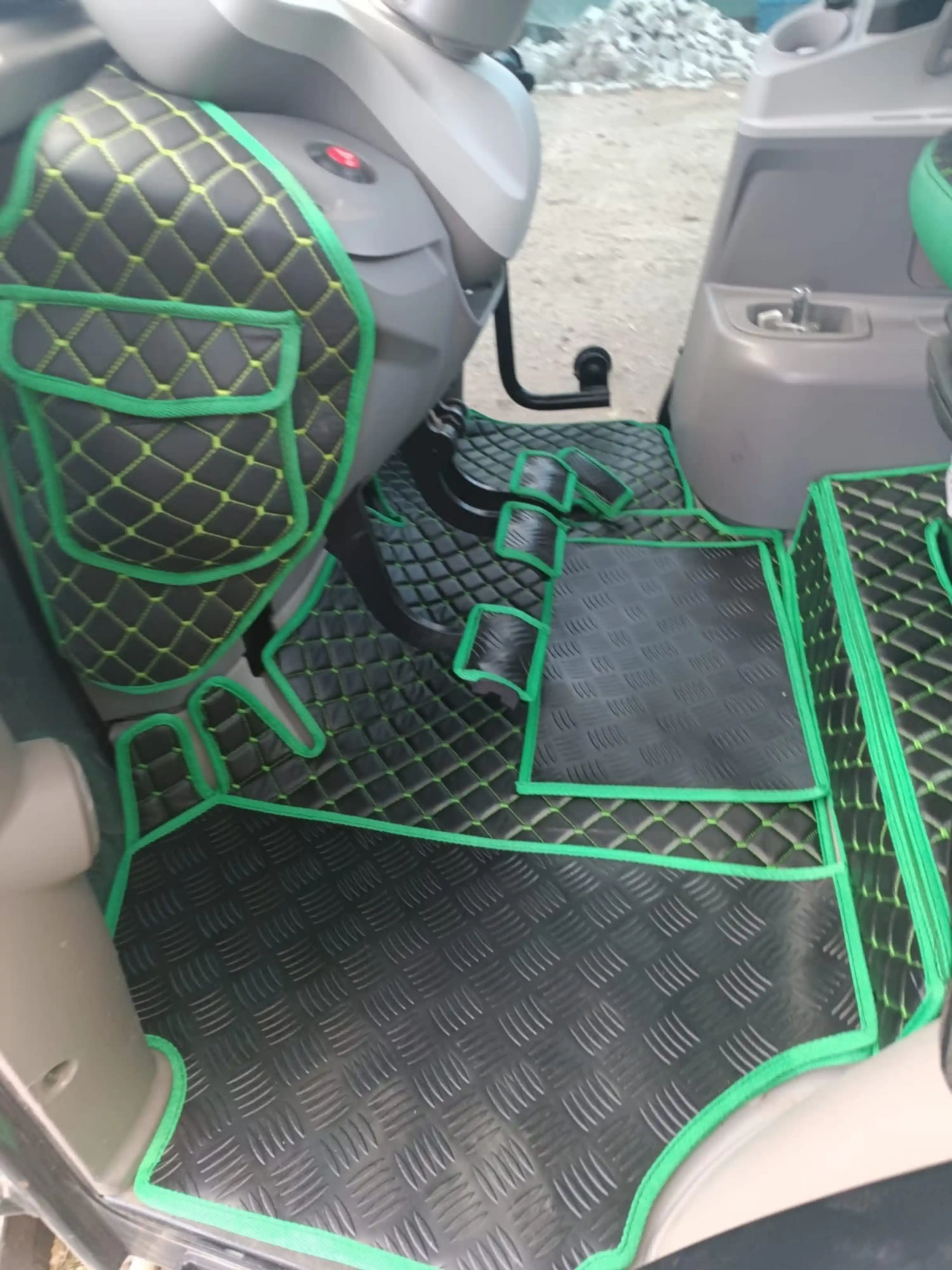 Deutz Fahr 6135 C Serisi - İç Döşeme - Kabin Paspasları