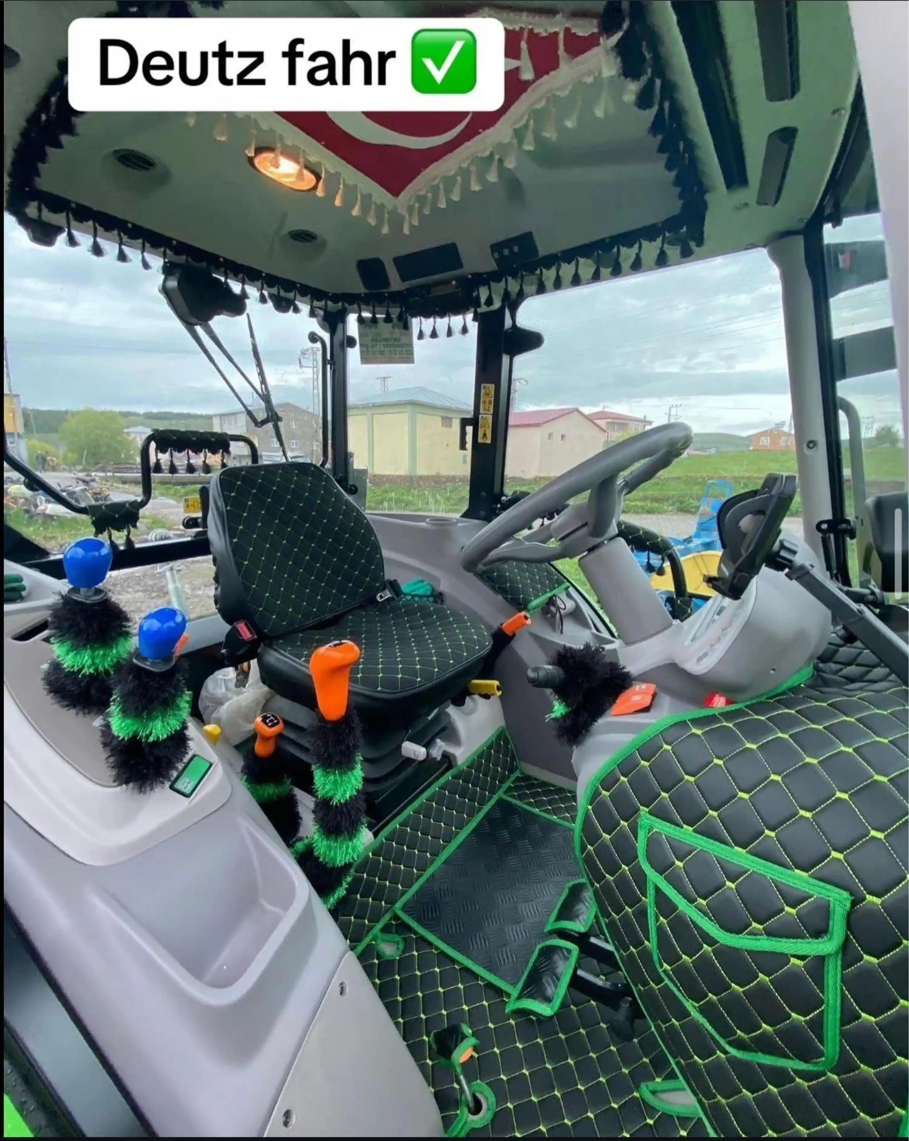 Deutz Fahr 6135 C Serisi - İç Döşeme - Kabin Paspasları