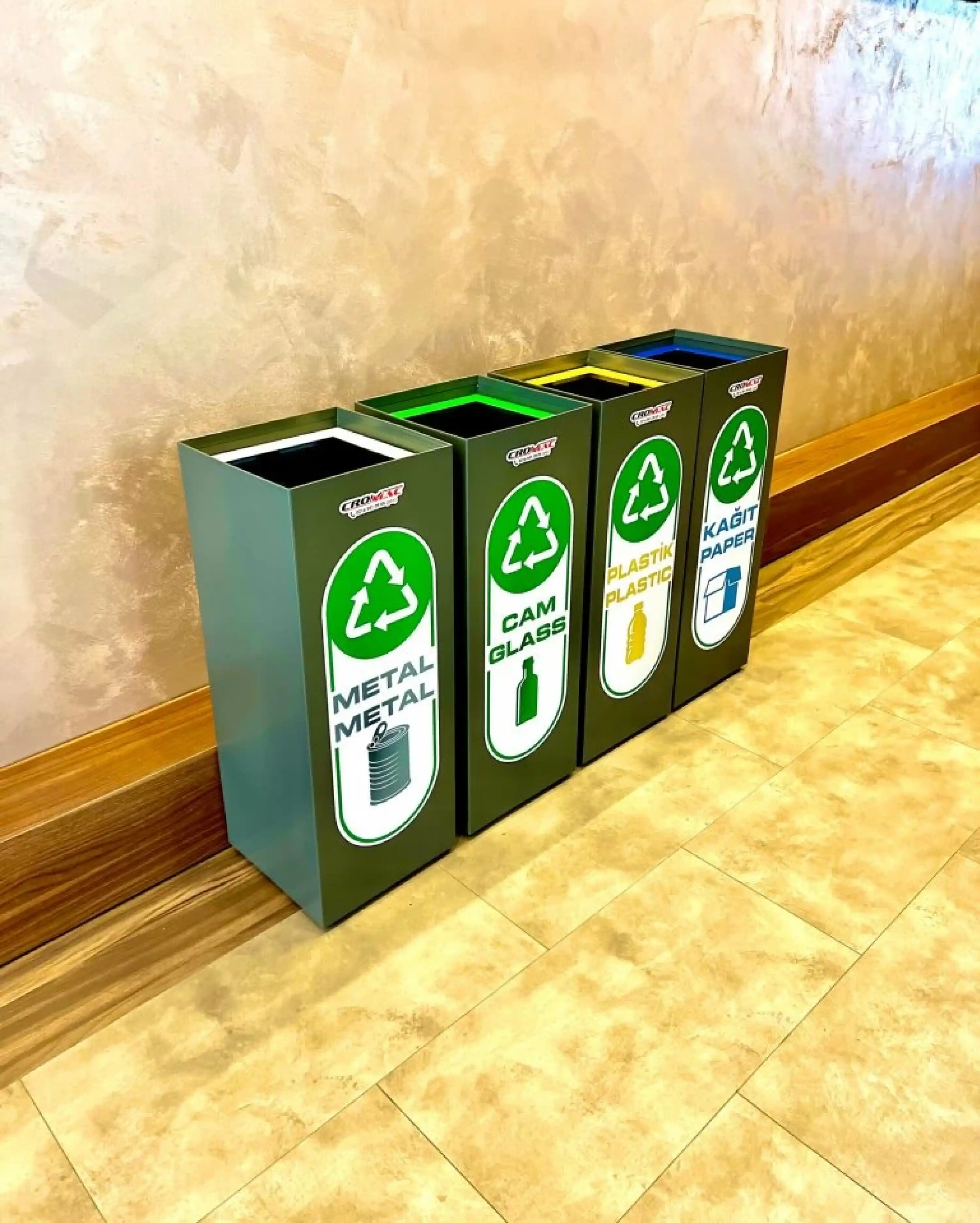 Geri Dönüşüm Atık Kutusu