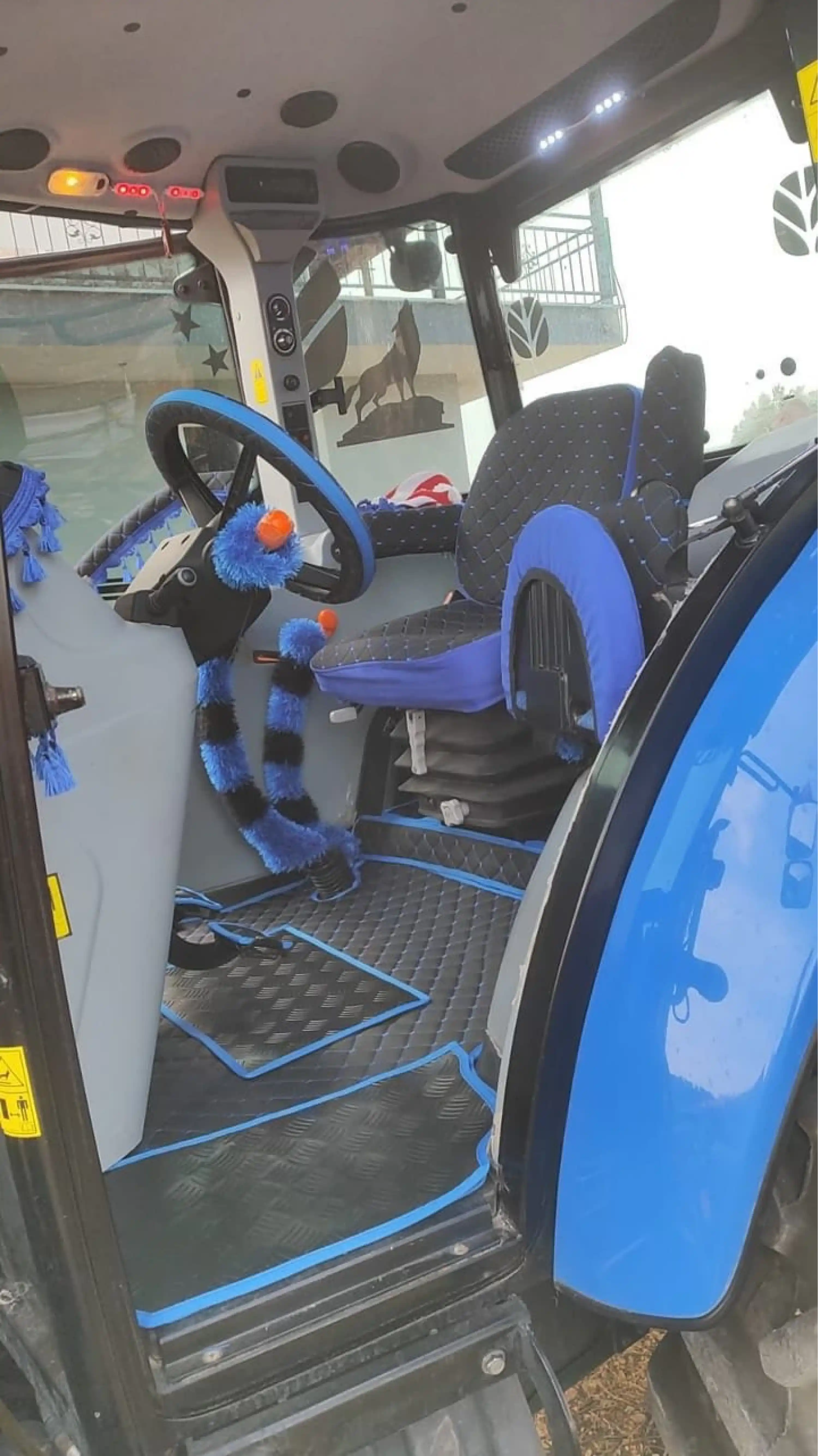 New Holland TT 50 - TT 55 Serisi - İç Döşeme - Kabin Paspasları