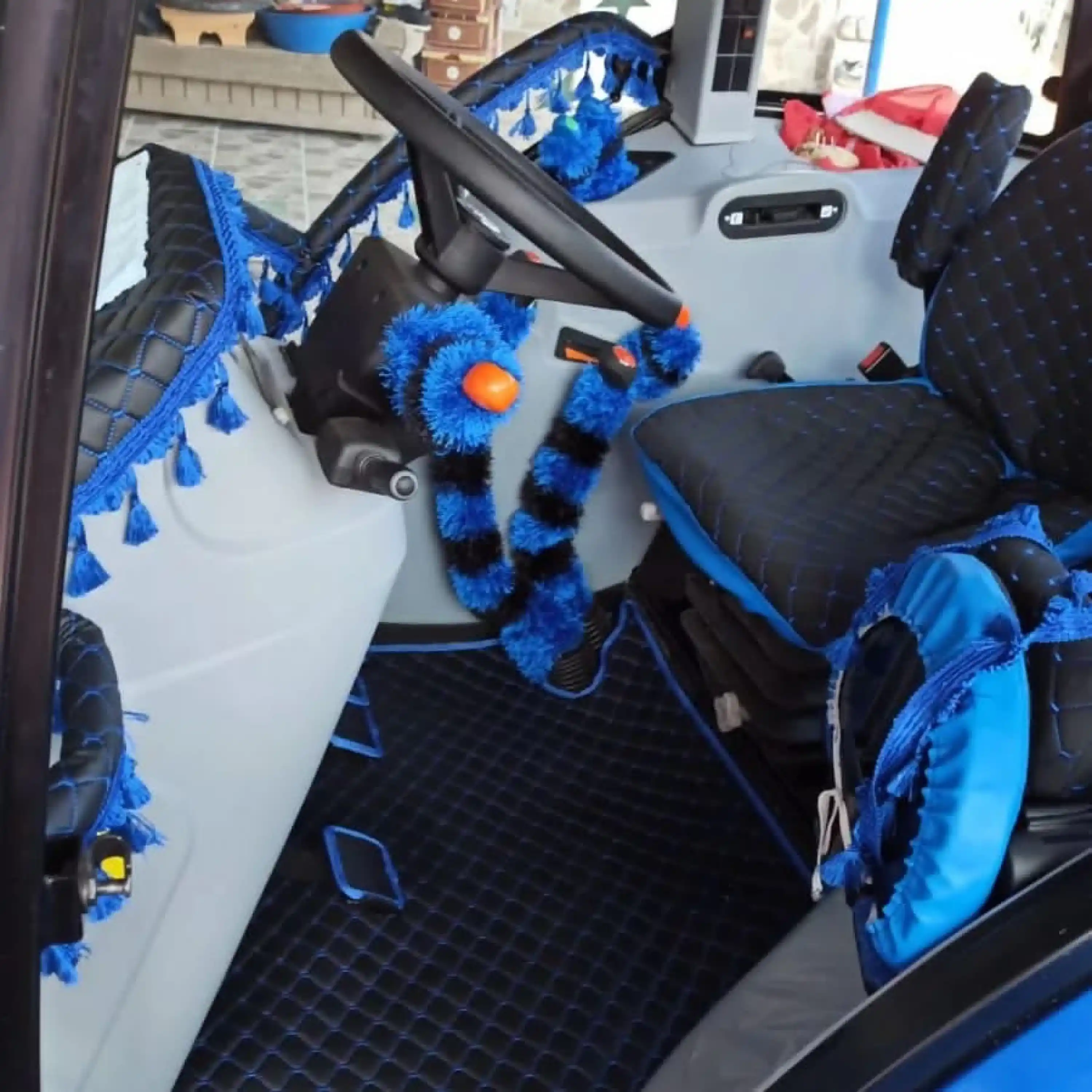 New Holland TT 50 - TT 55 Serisi - İç Döşeme - Kabin Paspasları