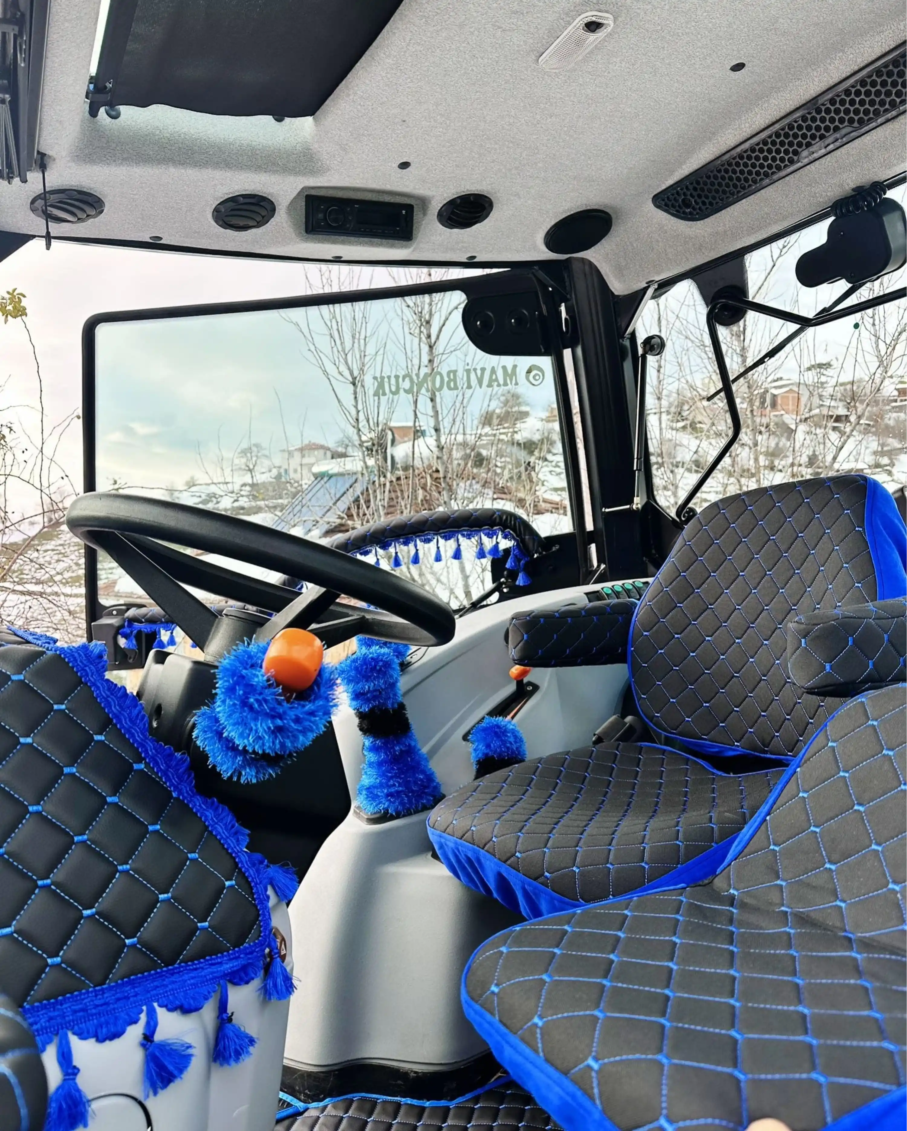 New Holland TT 50 - TT 55 Serisi - İç Döşeme - Kabin Paspasları