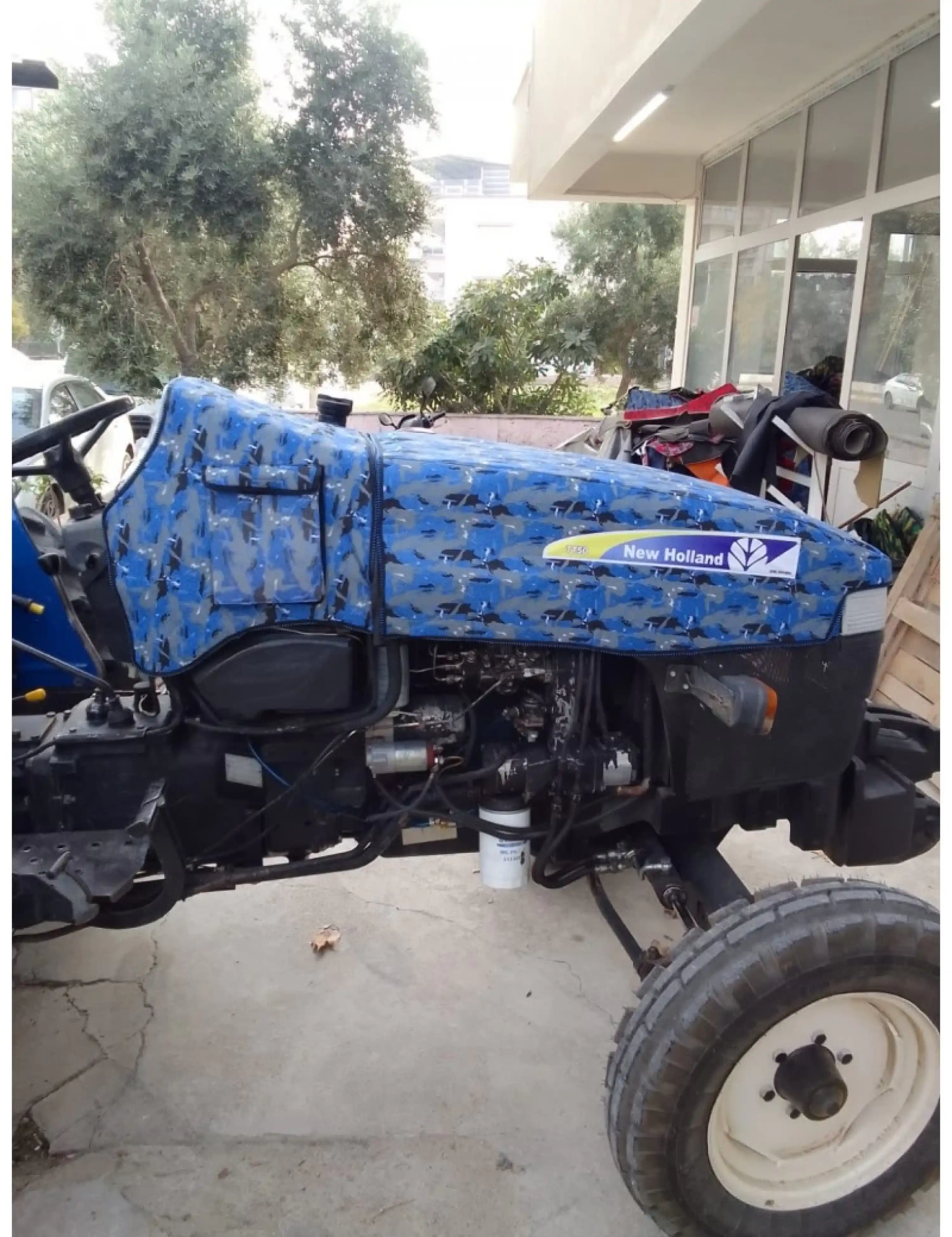 New Holland TT 65 2013 - 2022 Traktör Kaput - Koltuk - Çamurluk Full Takım