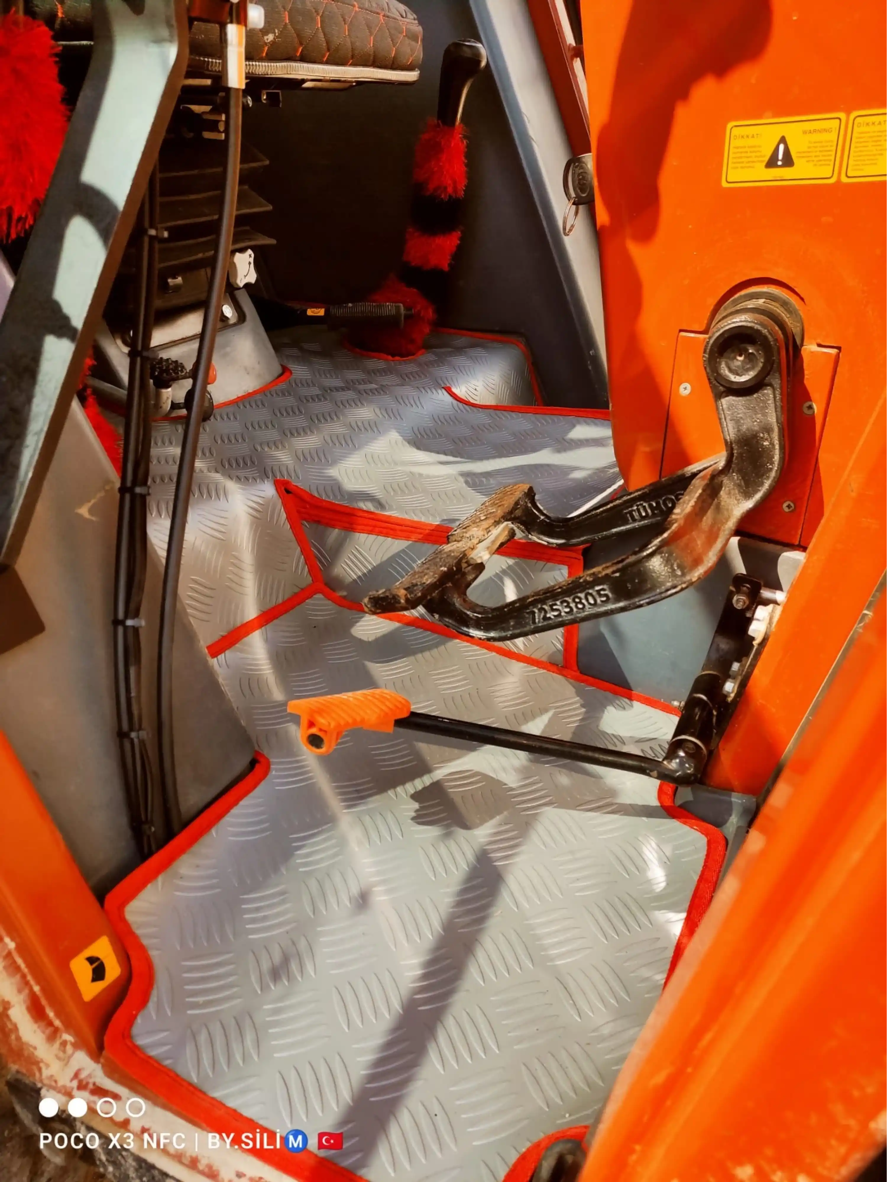 Tümosan 8065 - 8075 - 8085 - 8095 -8005 Serisi - İç Döşeme - Kabin Paspasları