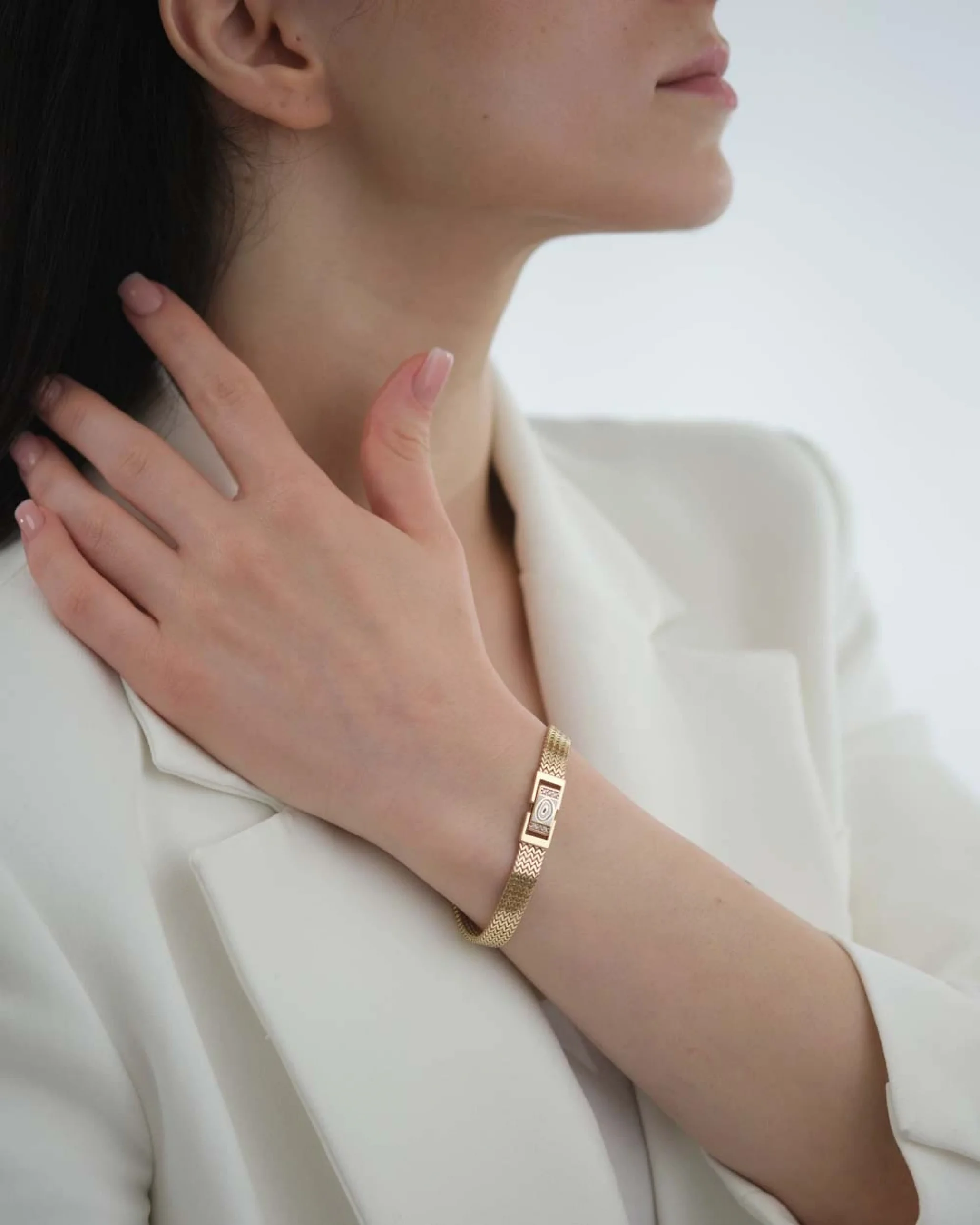 Mineli Bismark Bileklik