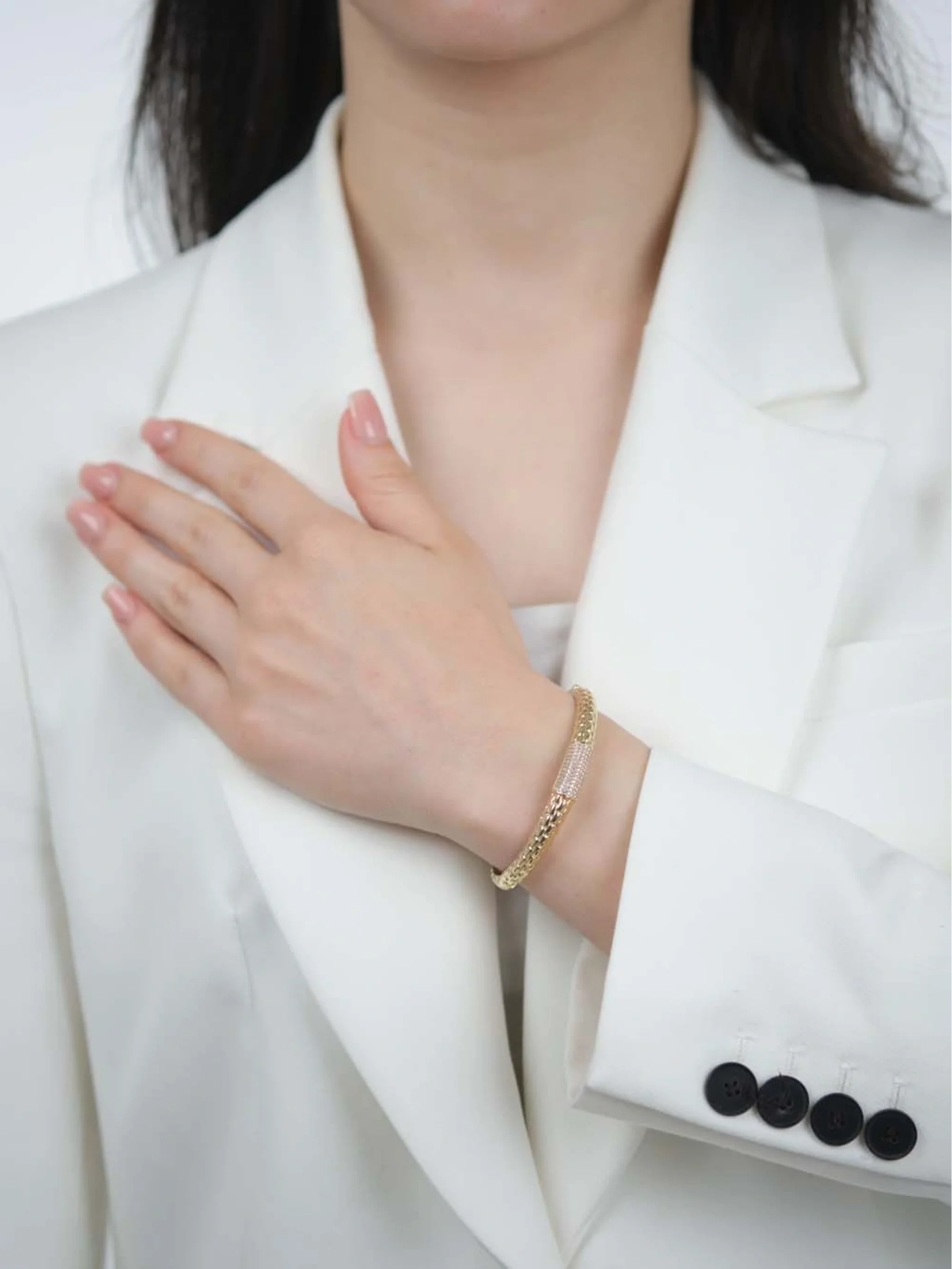 Dokulu Altın Kelepçe